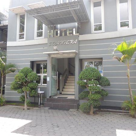 Hotel Sejahtera Kebumen Экстерьер фото