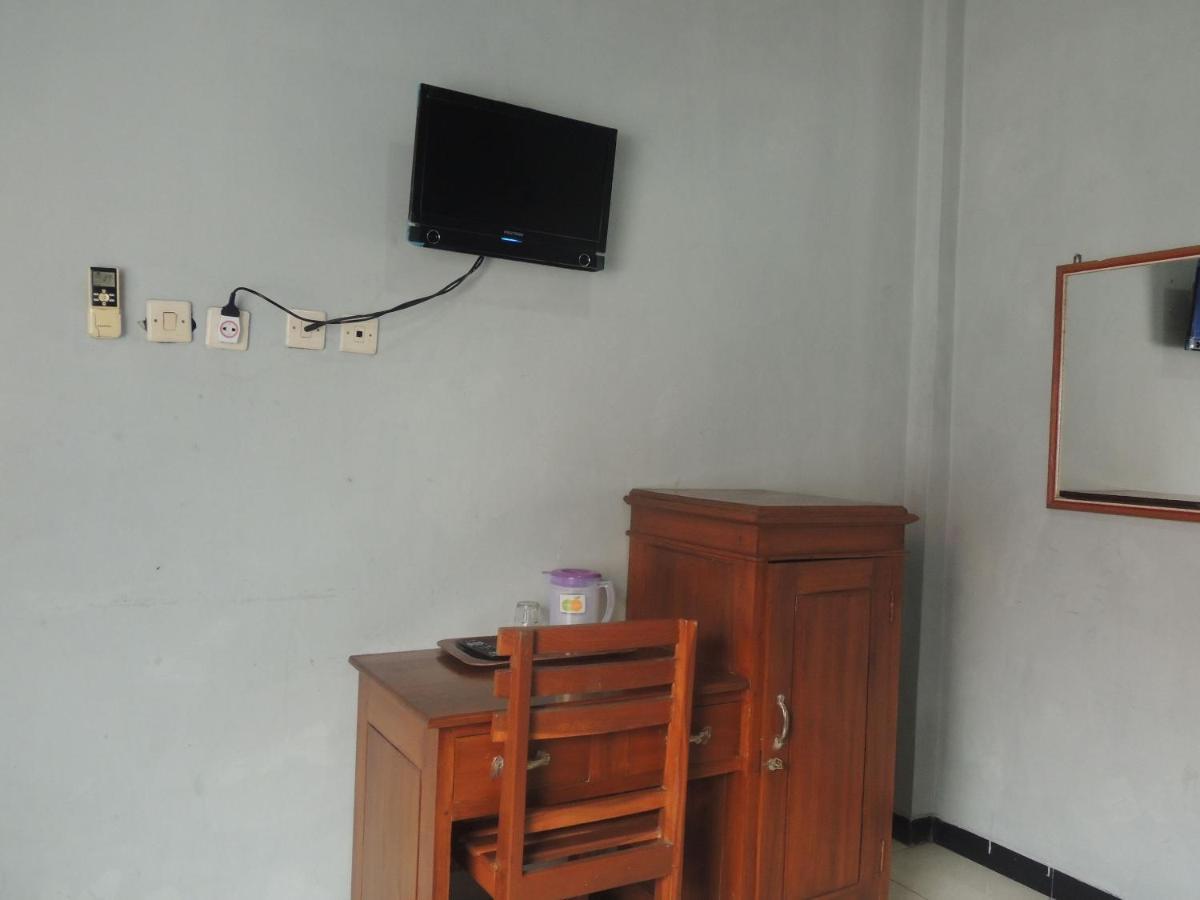 Hotel Sejahtera Kebumen Экстерьер фото