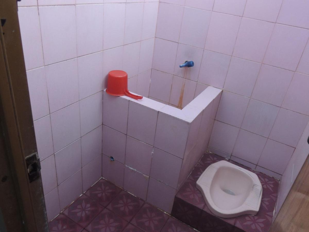 Hotel Sejahtera Kebumen Экстерьер фото