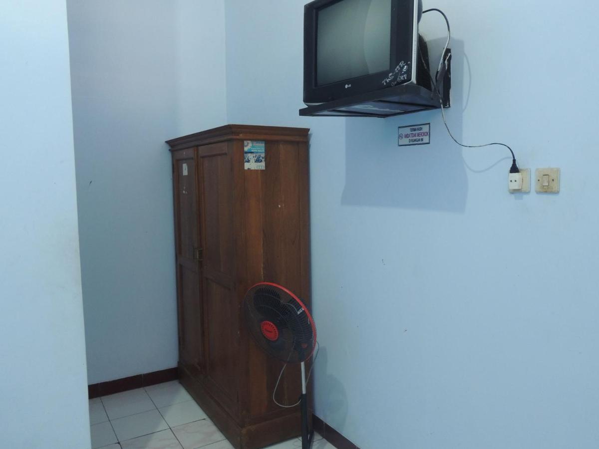 Hotel Sejahtera Kebumen Экстерьер фото