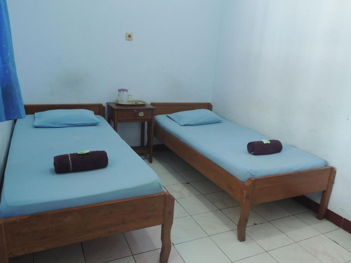 Hotel Sejahtera Kebumen Экстерьер фото